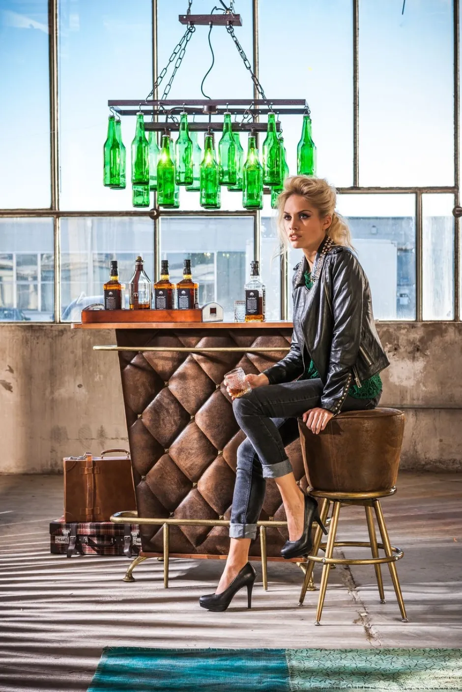 Store Bar Lady Rock Vintage Bars|Kasten