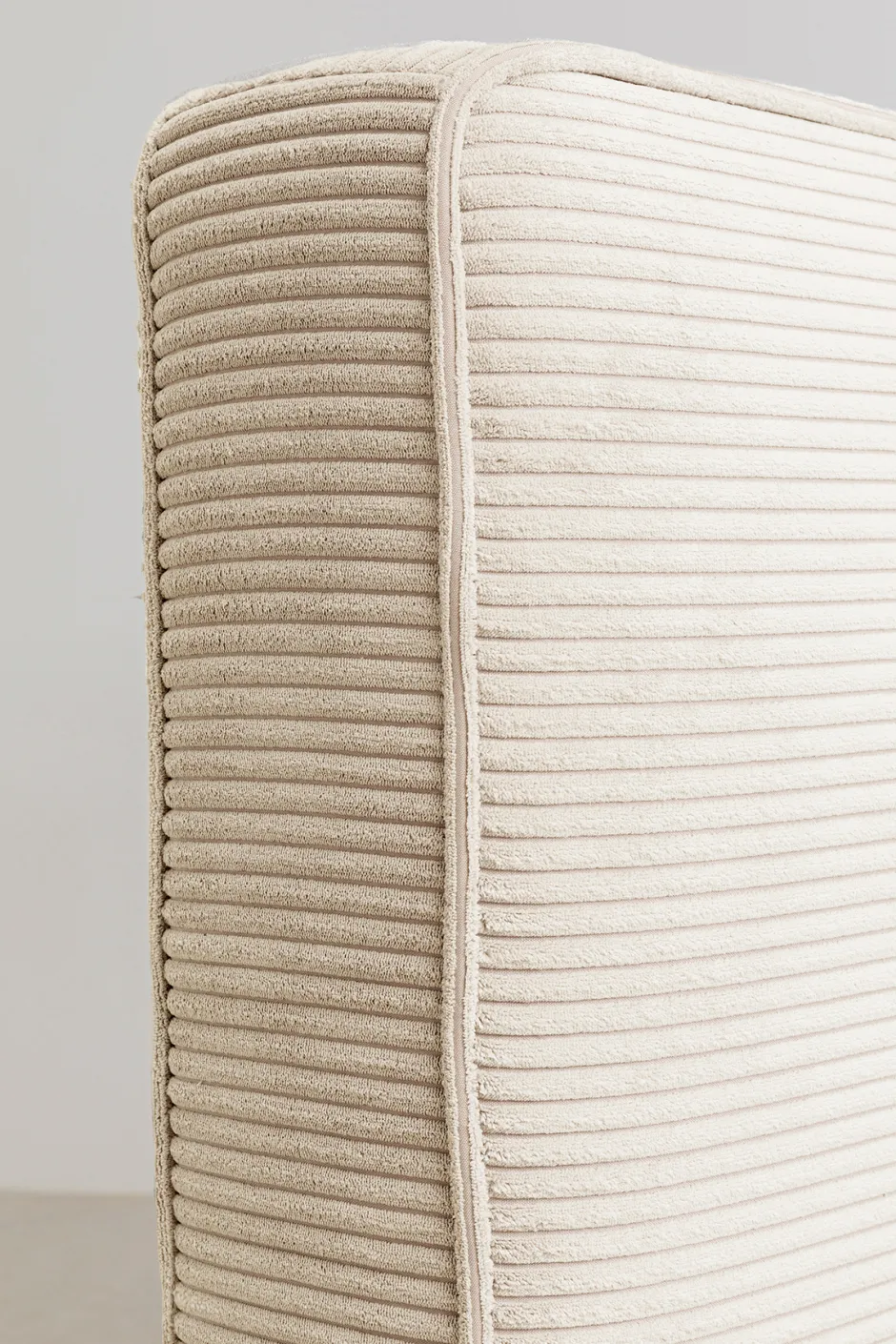 New Bed East Side Cord Creme 160x200cm Bedden|Kasten