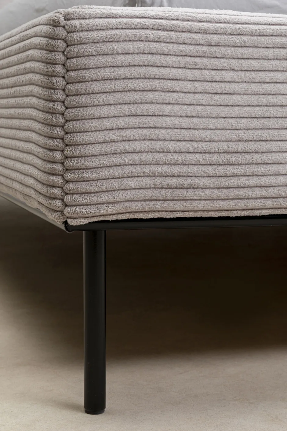 Cheap Bed East Side Cord Grey 160x200cm Bedden|Kasten