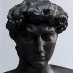 Store Decofiguur Balboa Woondecoratie|Kasten