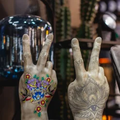 Cheap Decofiguur Hand Victory Tattoo Eye 36cm Opbergers|Woondecoratie