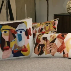 New Kussen Artistic Hands 50x30cm Vloerkleden & Textiel|Kasten